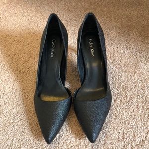 CALVIN KLEIN Gayle Pointy Toe Black Pumps